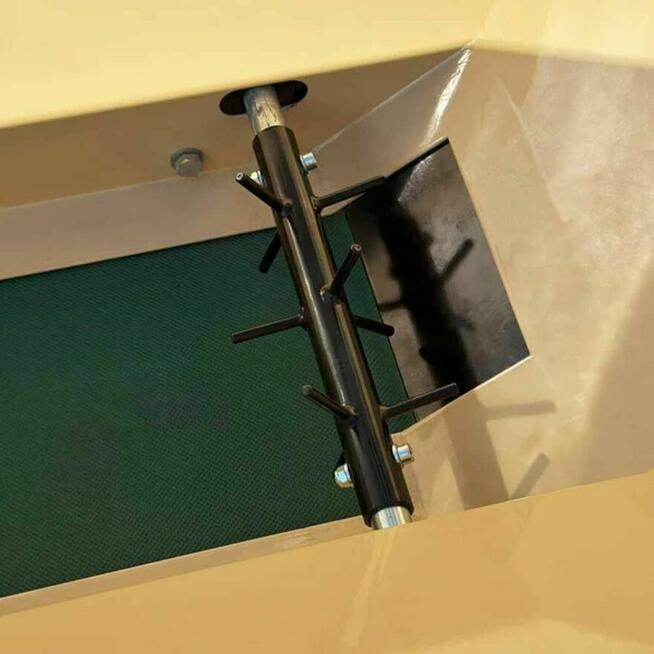 Posypywarka rozsiewacz nawozu i wapna MEYER PN325