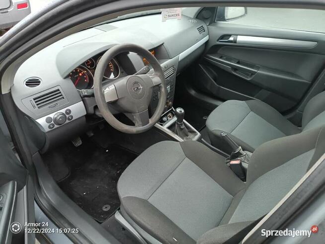 Opel ASTRA KOMBI 1.6 B. 105 KM.