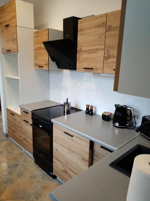 Wynajmę halę powierzchnię biurowe