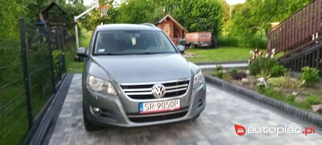 VW Tiguan I 2.0 SUV 4x4 z hakiem disel manual + komplet opon