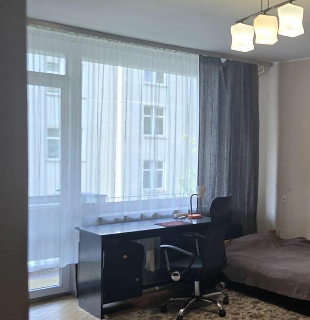 wynajmę dla studenta miejsce w pokoju 20m2 z balkonem
