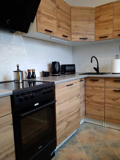 Wynajmę halę powierzchnię biurowe