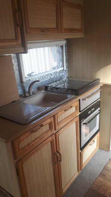 Przyczepa kempingowa