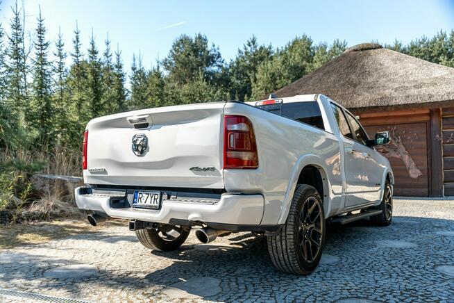 DODGE RAM 1500 LARAMIE 5.7 PIĘKNE WNĘTRZE BOGATO WYPOSAŻONY 2020R.