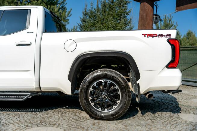 Toyota Tundra Crewmax Platinum