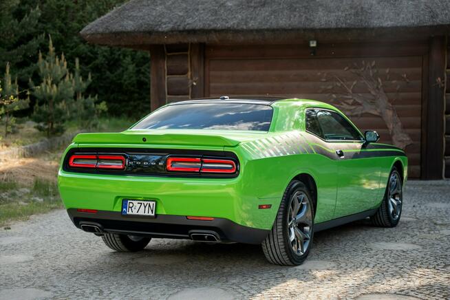 Dodge Challenger SXT / 3.6 V6 / RWD / FAKTURA