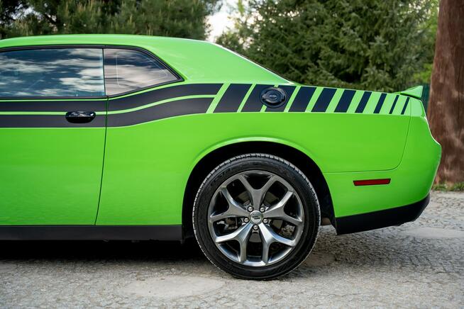 Dodge Challenger SXT / 3.6 V6 / RWD / FAKTURA
