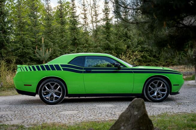 Dodge Challenger SXT / 3.6 V6 / RWD / FAKTURA