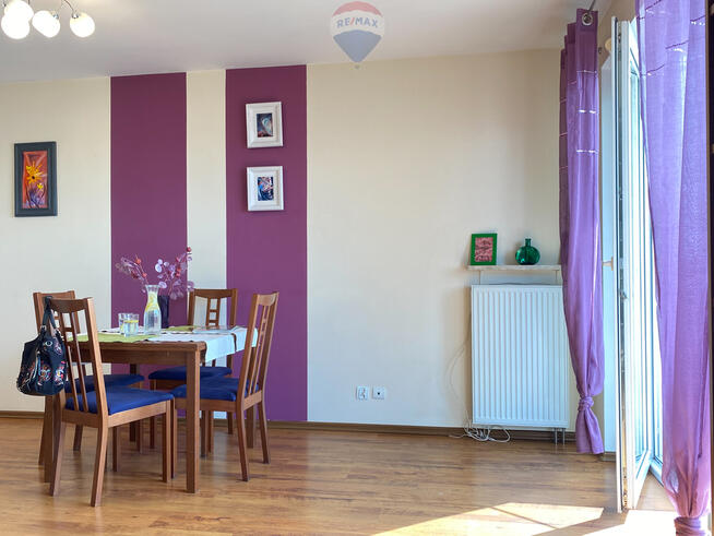 Mieszkanie w dobrej lokalizacji / balkon i m.park.