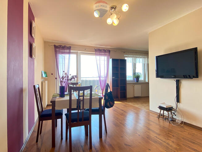 Mieszkanie w dobrej lokalizacji / balkon i m.park.