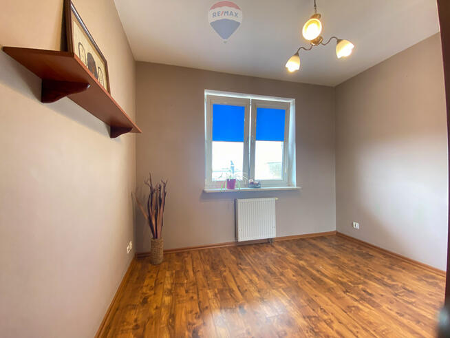 Mieszkanie w dobrej lokalizacji / balkon i m.park.