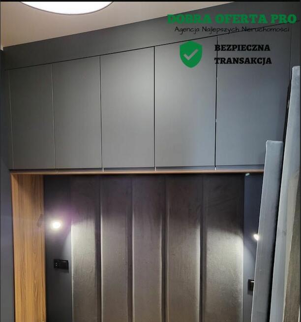 Kawalerka z balkonem i widokiem na rzekę