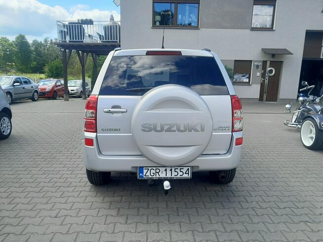 Suzuki Grand Vitara 2.0i 4X4 alufelgi skóry szyberdach klimatronik tempomat EXLUSIVE