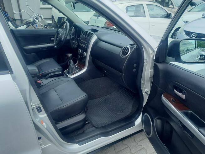 Suzuki Grand Vitara 2.0i 4X4 alufelgi skóry szyberdach klimatronik tempomat EXLUSIVE