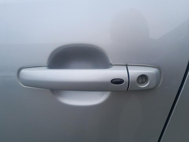 Suzuki Grand Vitara 2.0i 4X4 alufelgi skóry szyberdach klimatronik tempomat EXLUSIVE