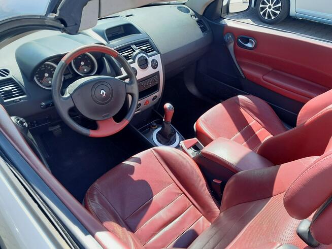 Renault Megane 1.6i CABRIO klimatronik alufelgi skóry PANORAMA stan BDB