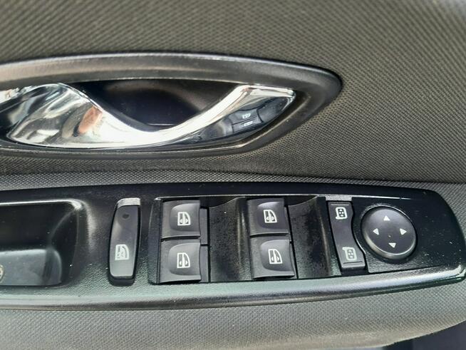 Renault Megane 1.5DCI LIMITED klimatronik PDC navi tempomat stan BDB