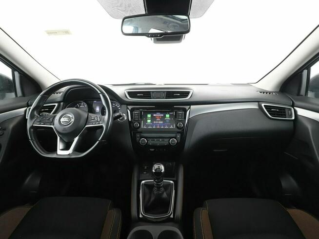 Nissan Qashqai Navi Klimatyzacja Czujniki parkowania Panorama Bluetooth