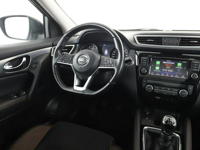 Nissan Qashqai Navi Klimatyzacja Czujniki parkowania Panorama Bluetooth