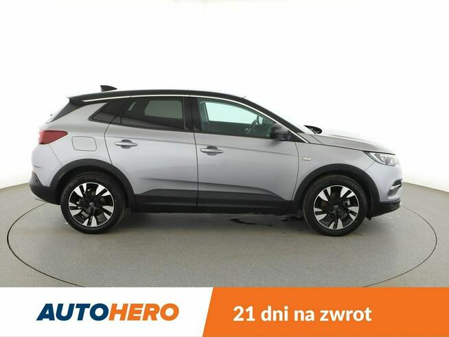 Opel Grandland X automat navi klima auto kamera i czujniki parkwania