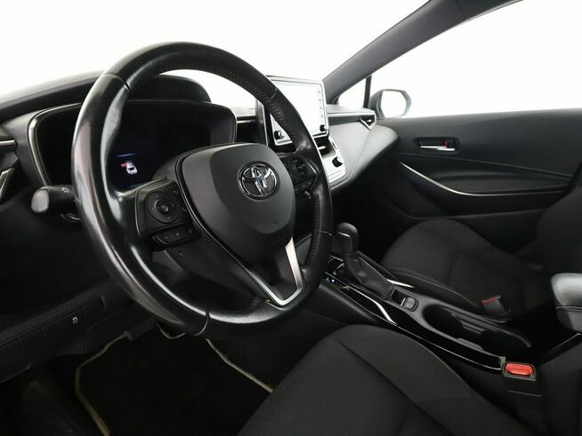 Toyota Corolla HEV full LED navi virtual cocpit klima auto grzane fotele kamera