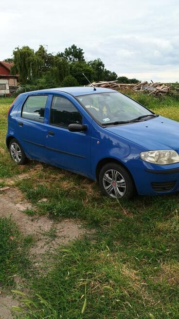 Witam sprzedam fiata Punto 2 mały przebieg