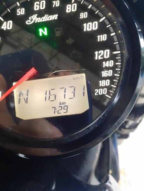 INDIAN scout bobber 2021r od motocyklisty