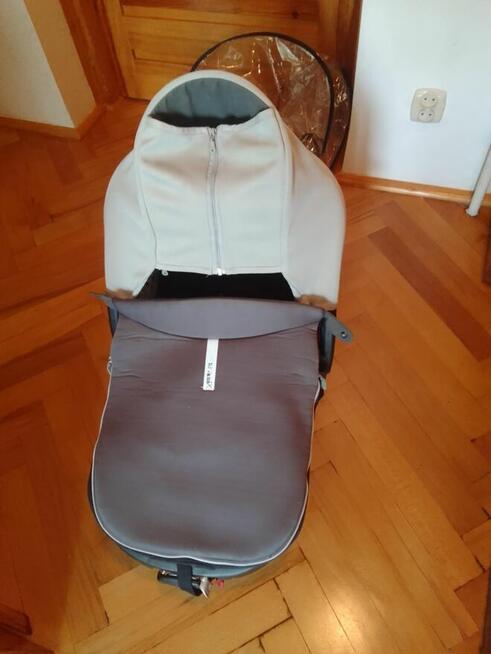 Sprzedam fotelik dziecięcy samochodowy