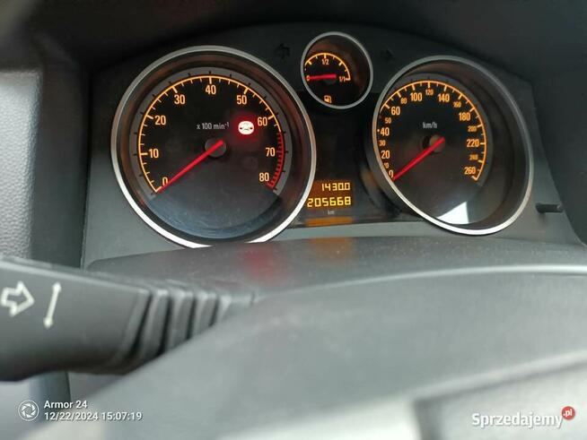 Opel ASTRA KOMBI 1.6 B. 105 KM.