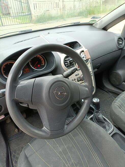 Syndyk sprzedaje pojazd Opel Corsa D