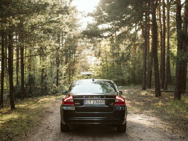 Nie możesz sprzedać auta? Pomogę: zdjęcia, ogłoszenie