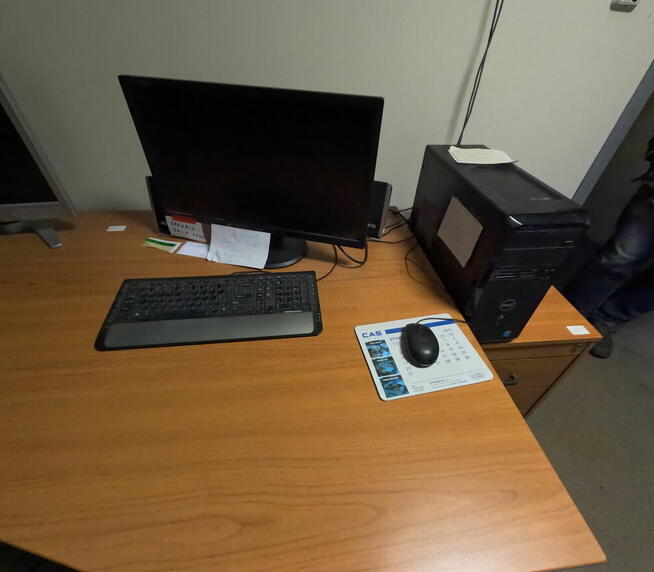 Syndyk sprzeda sprzęt IT