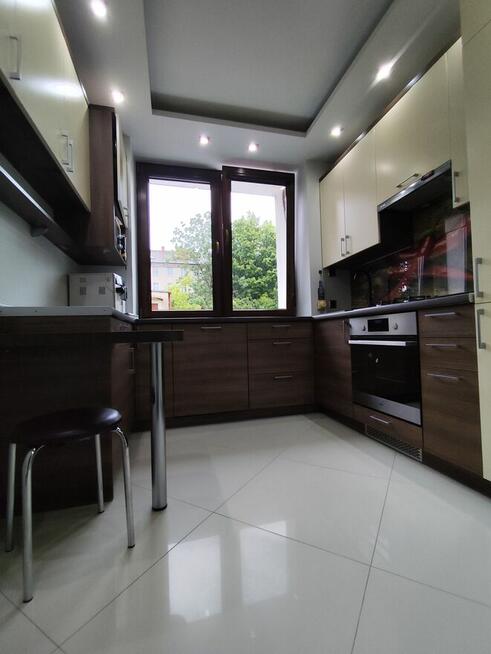 Mieszkanie 59m, 3 pokoje, Śródmieście, miejsce postojowe