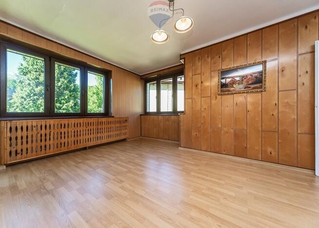 Dom wolnostojący w świetnej lokalizacji