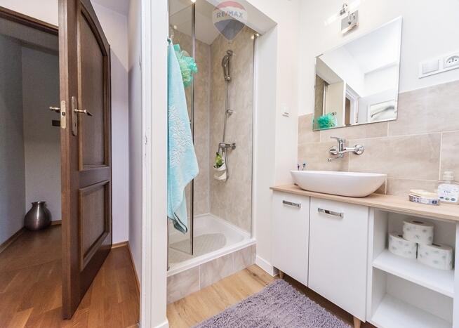 Dom wolnostojący w świetnej lokalizacji