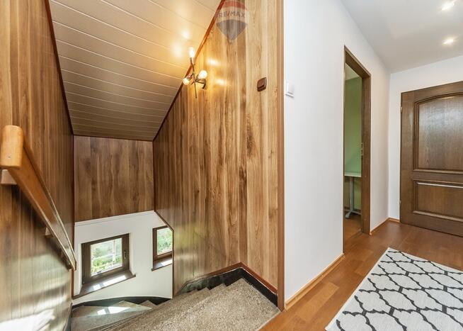 Dom wolnostojący w świetnej lokalizacji