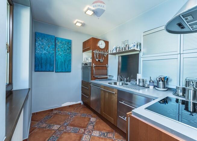 Dom wolnostojący w świetnej lokalizacji