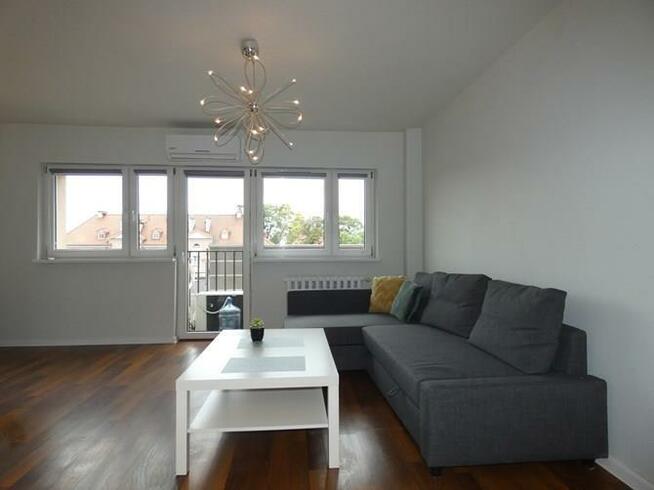 Kawalerka z osobną kuchnią, klimatyzacja,Klonowa 7