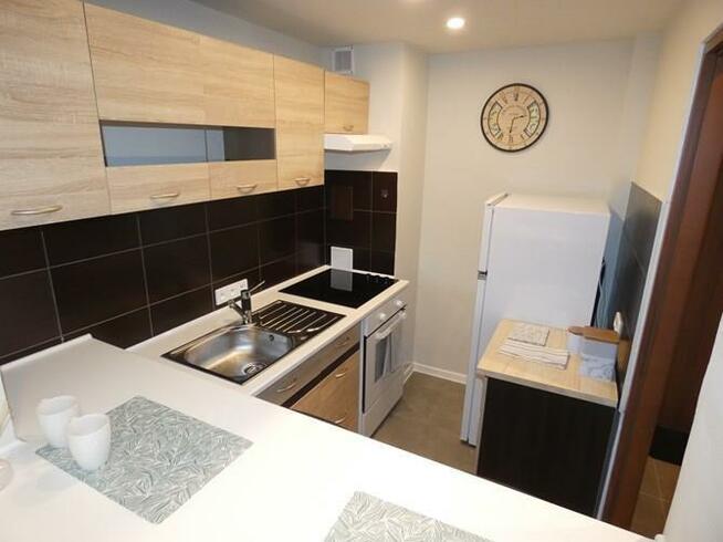 Kawalerka z osobną kuchnią, klimatyzacja,Klonowa 7