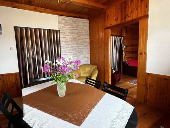 Częstoborowice - Dom z bali z dużą działką