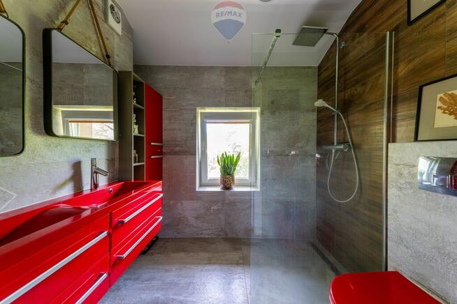 RODZINNY AZYL Z DUSZĄ ARTYSTY – JEDLNIA-LETNISKO