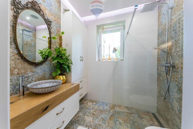 RODZINNY AZYL Z DUSZĄ ARTYSTY – JEDLNIA-LETNISKO