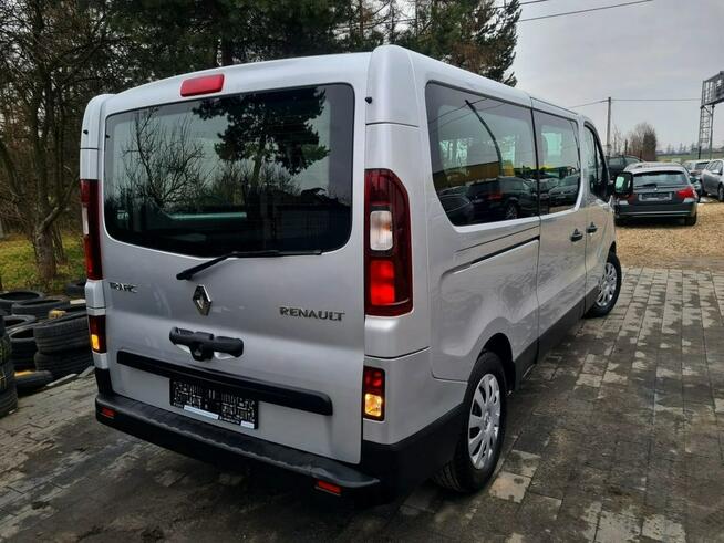 Trafic 1.6 dCi L2H1 Expressio 120KM NAVI klima SERWIS 9 osób 2015