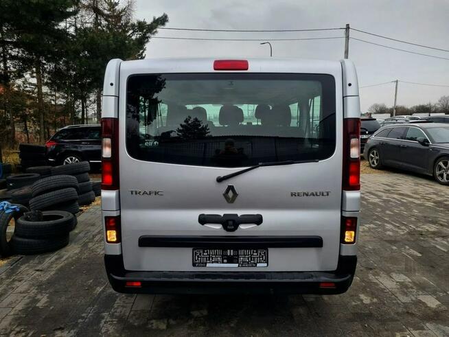 Trafic 1.6 dCi L2H1 Expressio 120KM NAVI klima SERWIS 9 osób 2015