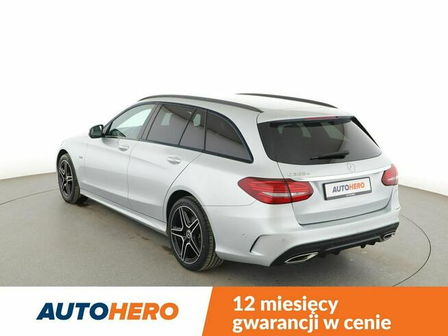 Mercedes C 300 PHEV multibeam LED skóra/alcantara virtual cocpit grzane fotele navi