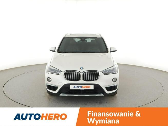 BMW X1 4x4 automat full LED skóra navi panorama navi czujniki parkowania