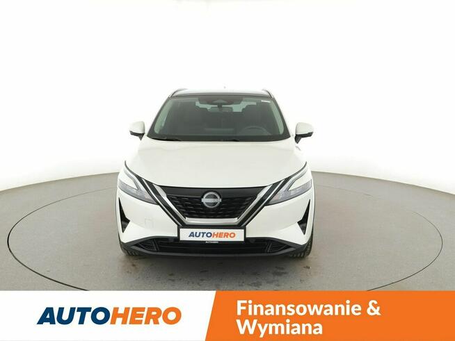 Nissan Qashqai HEV automat full LED navi kamery el sterowane fotele
