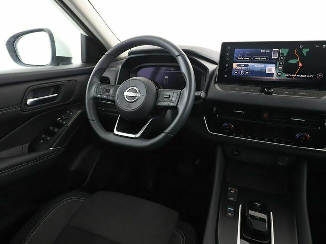 Nissan Qashqai HEV automat full LED navi kamery el sterowane fotele