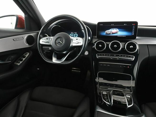 Mercedes C 300 PHEV AMG Line multibeam LED panorama virtual cocpit skóra/alcantara