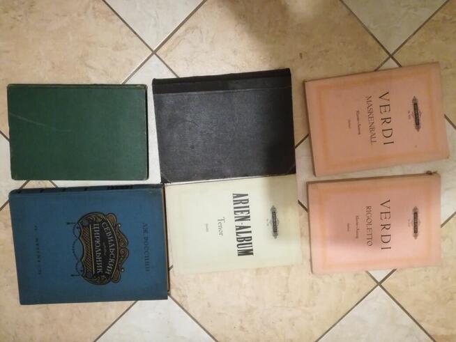 Oddam za darmo Ksiazki, rozne, nuty do spiewu operowego